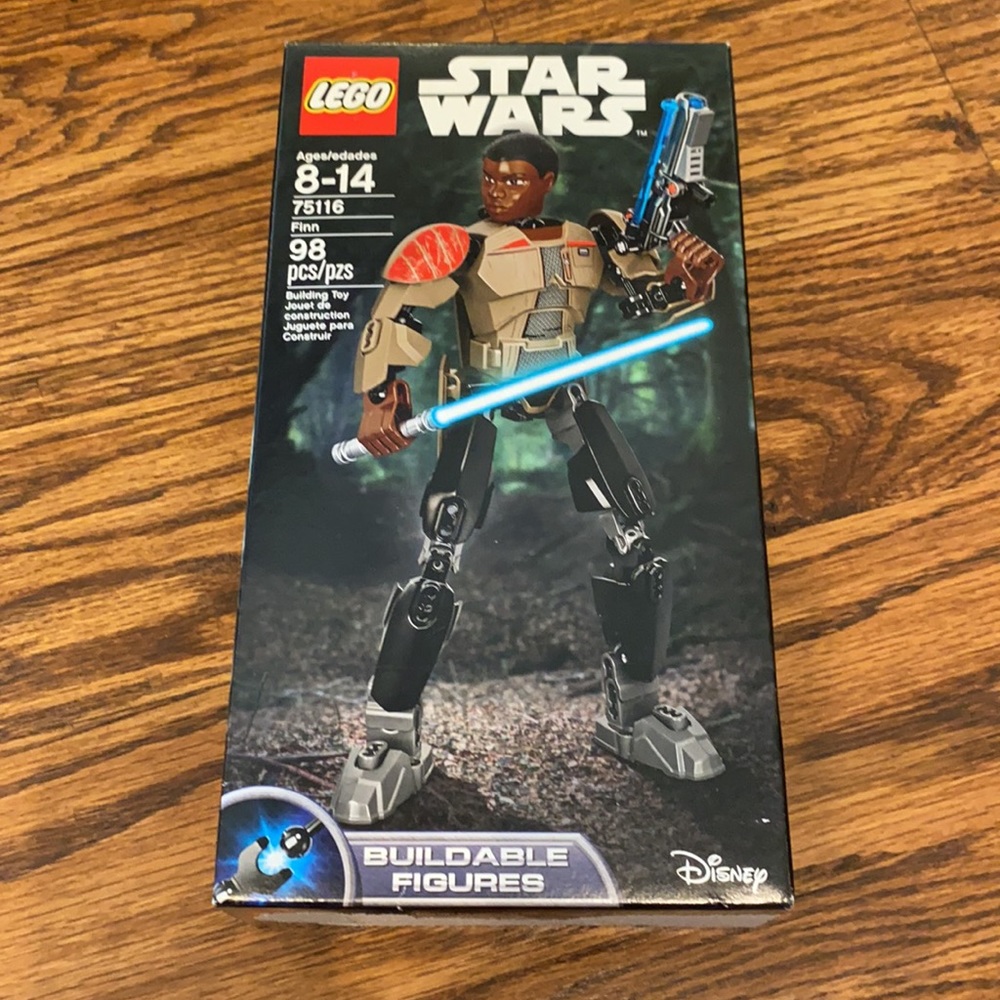 NIB 75116 Lego Star Wars Finn Buildable Figure